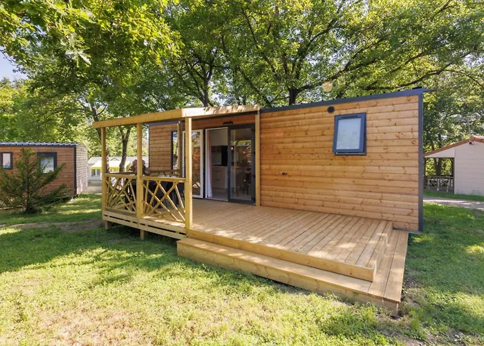 Campsite Maeva Respire De La Croze Chatel-Guyon